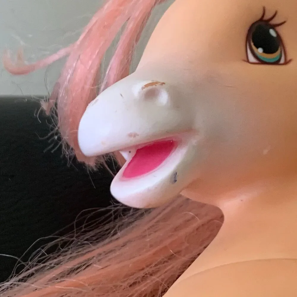 Playmates 2007 Strawberry Shortcake SUGAR SWEET PONIES Apricot’s Pony